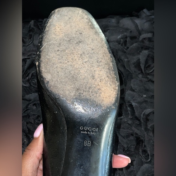 Authentic Gucci shoes - Picture 3 of 6